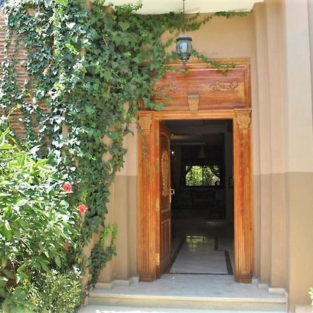 Magnifique Villa Avec Piscine Chauffee Que Pour Famille Marrakesh Exterior foto