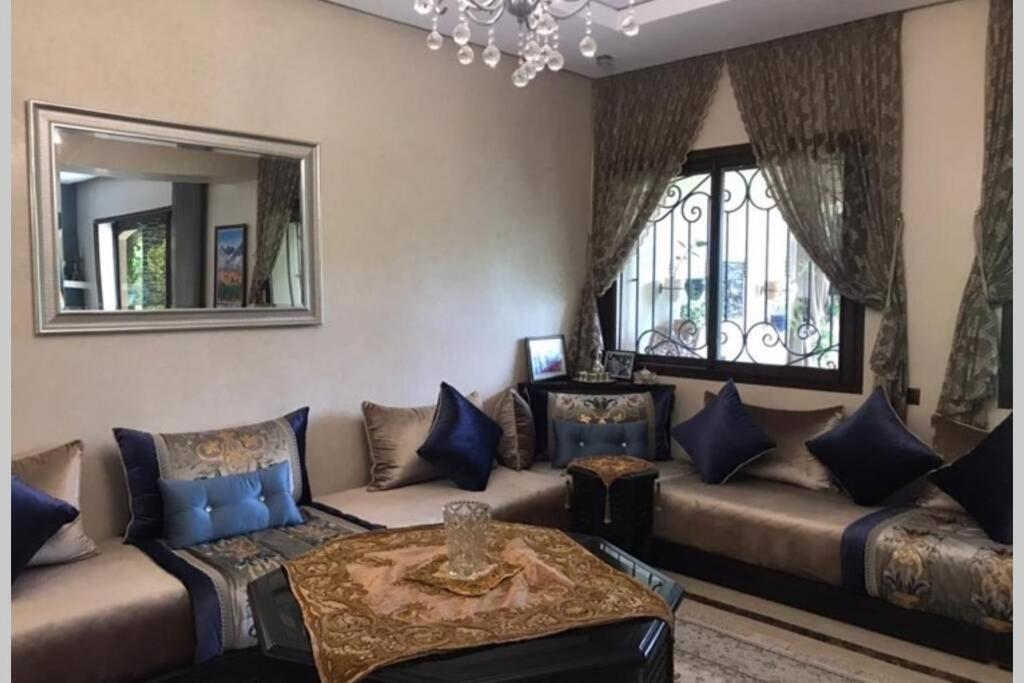 Magnifique Villa Avec Piscine Chauffee Que Pour Famille Marrakesh Exterior foto