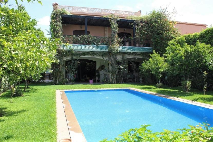 Magnifique Villa Avec Piscine Chauffee Que Pour Famille Marrakesh Exterior foto
