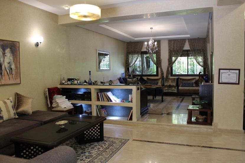 Magnifique Villa Avec Piscine Chauffee Que Pour Famille Marrakesh Exterior foto